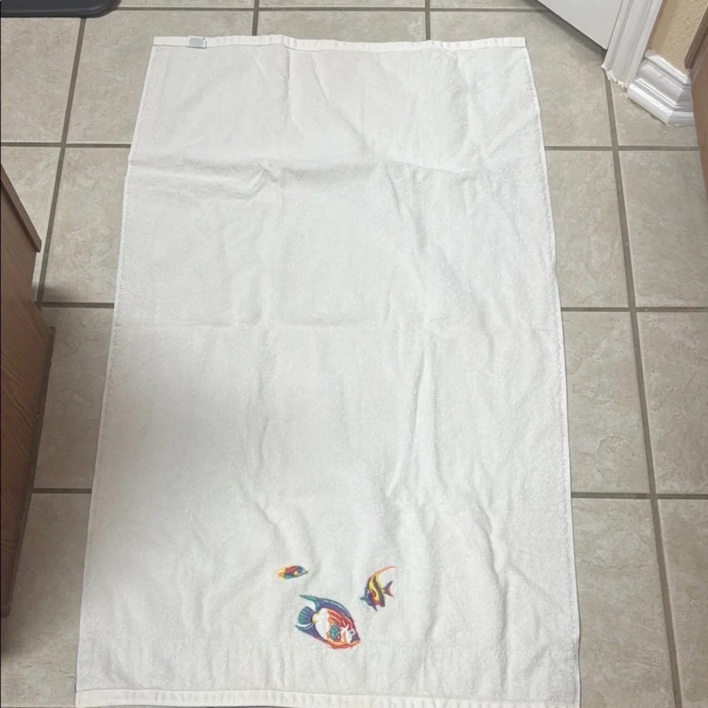 White Bath Towels With Colorful Embroidered Fish & Blue Border